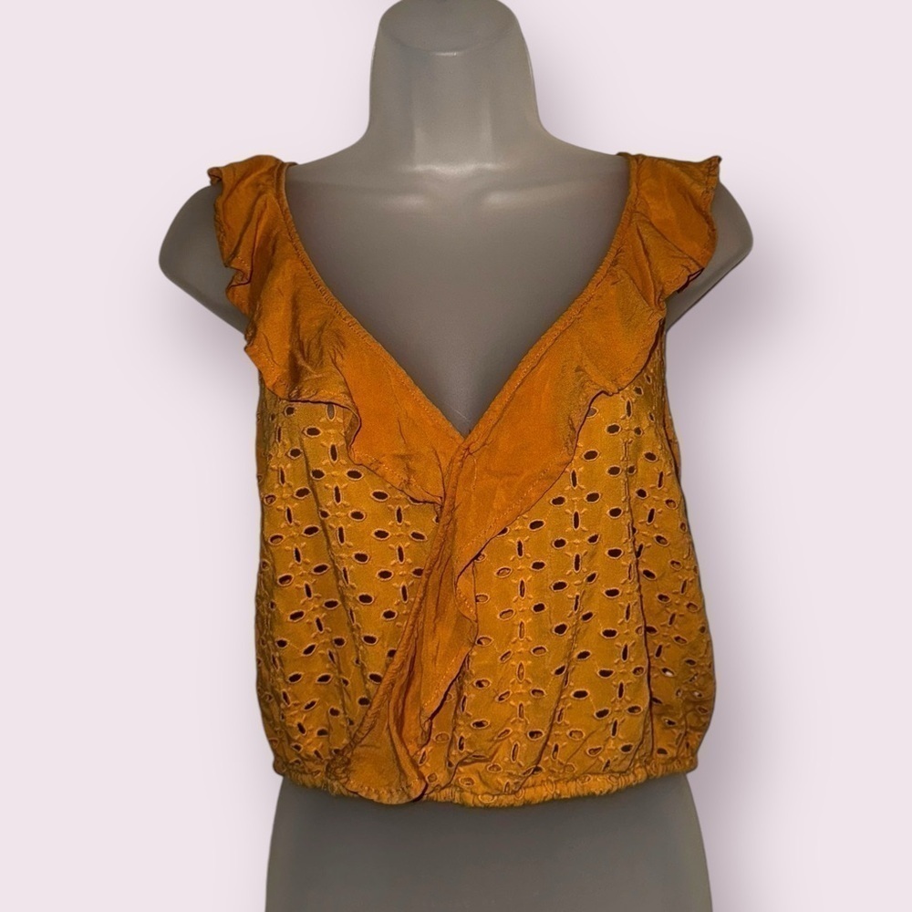 Free People Eyelet Ruffle Wrap Crop Top Boho Peplum Blouse Cottagecore Size XS